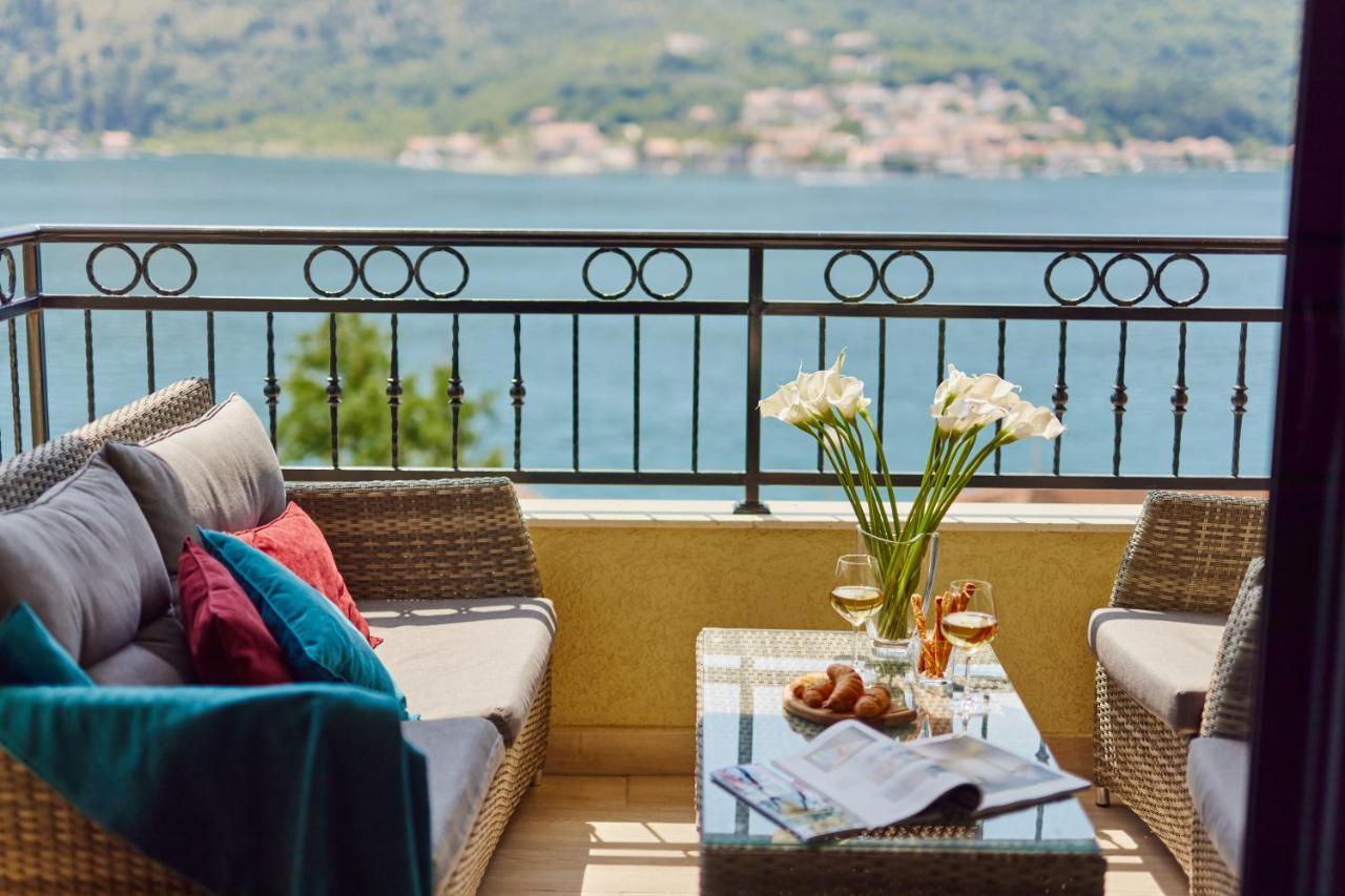 Iva'S Sea View Balcony Apartment Kotor Ngoại thất bức ảnh